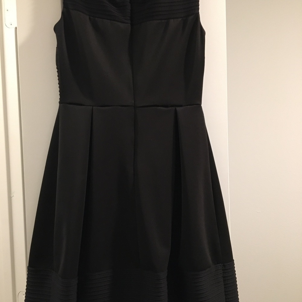 Semi formal black dress - Picture 2 of 4